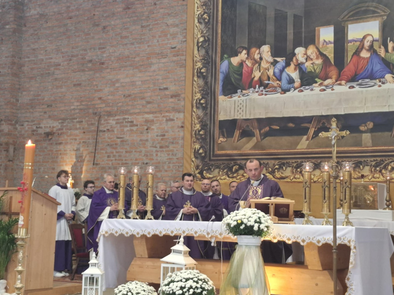 Modlitwa za zmarłych kapłanów-002