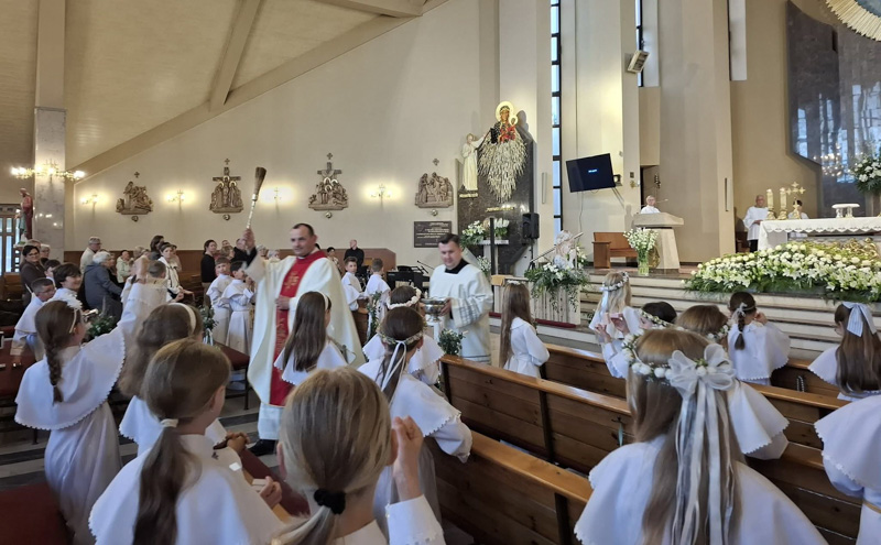 I Komunia Święta i biały tydzień-015